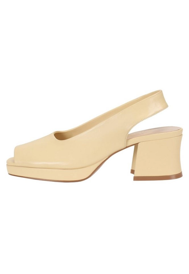 ekonika Pumps aus robustem Kunstleder