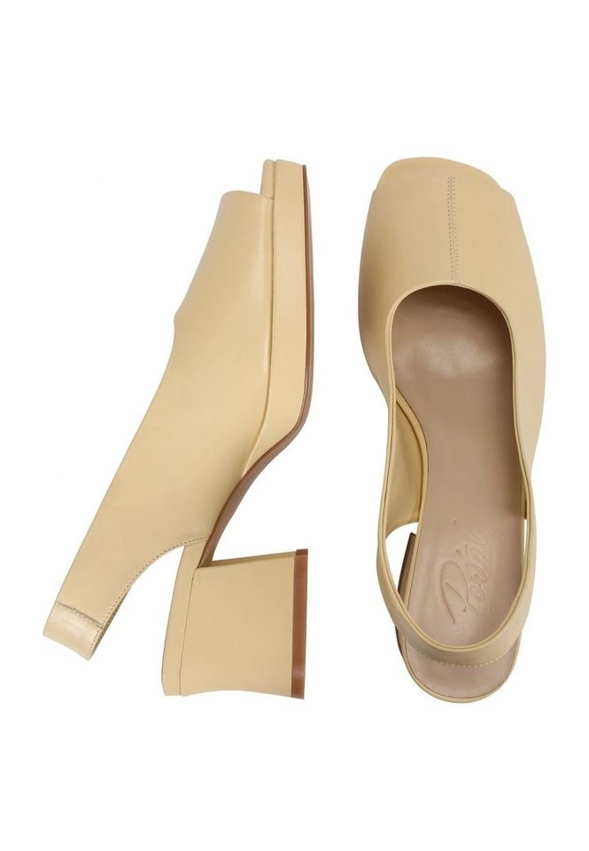 ekonika Pumps aus robustem Kunstleder