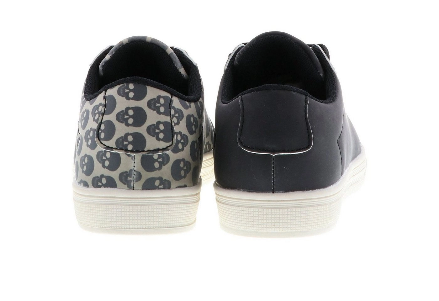 Schuhe-Trentasette »22-25071A Black« Sneaker